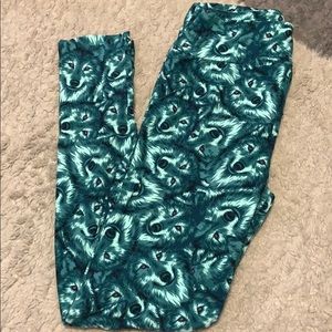 Lularoe wolf leggings